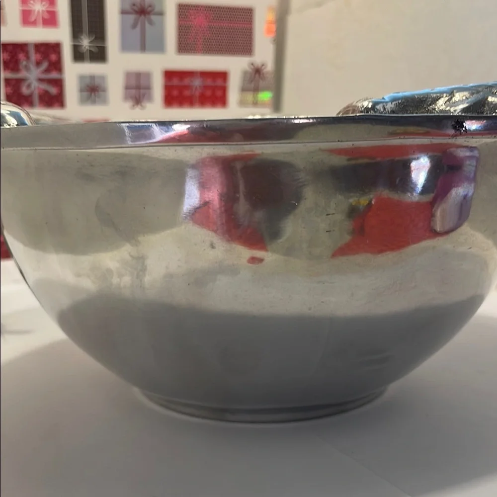 Silver Fish Motif Cookware Bowl - Picture 16 of 17